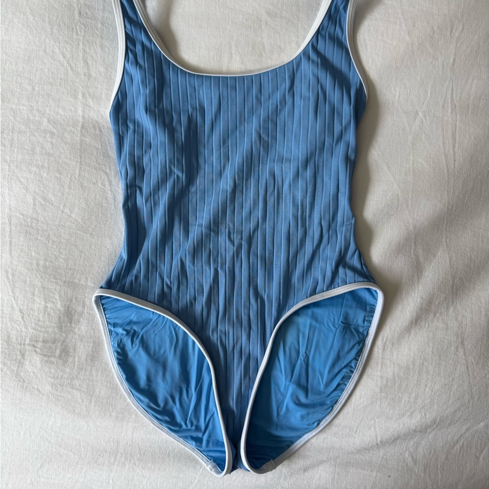 Solid and stripped Anne Marie one piece - Picture 3 of 4